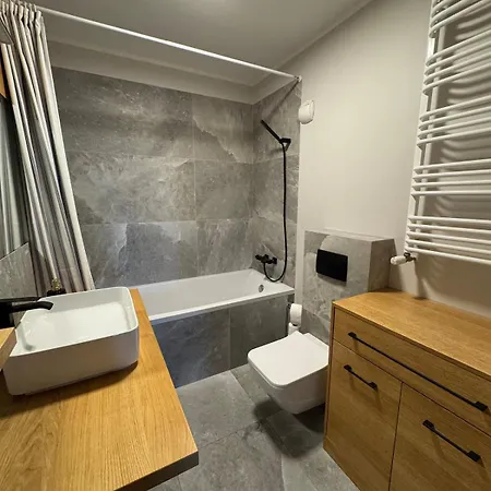 Zablocie - 2 Bedrooms, Living Room, 2 Balconies, View Of The Vistula River Διαμέρισμα